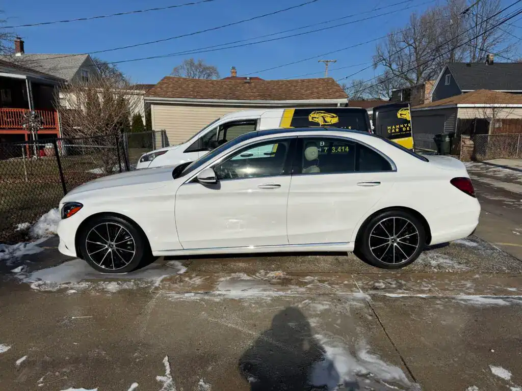 Winter car detailing in Chicago protecting vehicle from snow and road salt